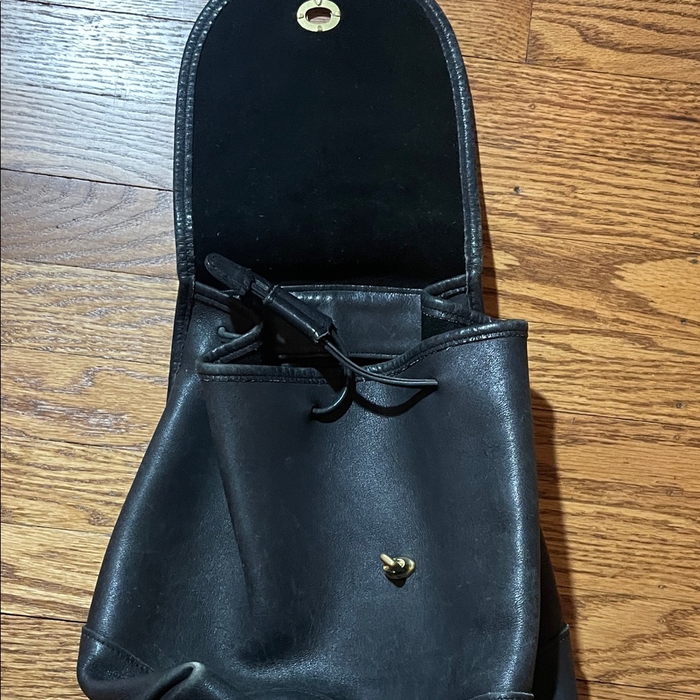 Vintage Coach Black Leather Backpack with Gold Accents - Picture 3 of 3